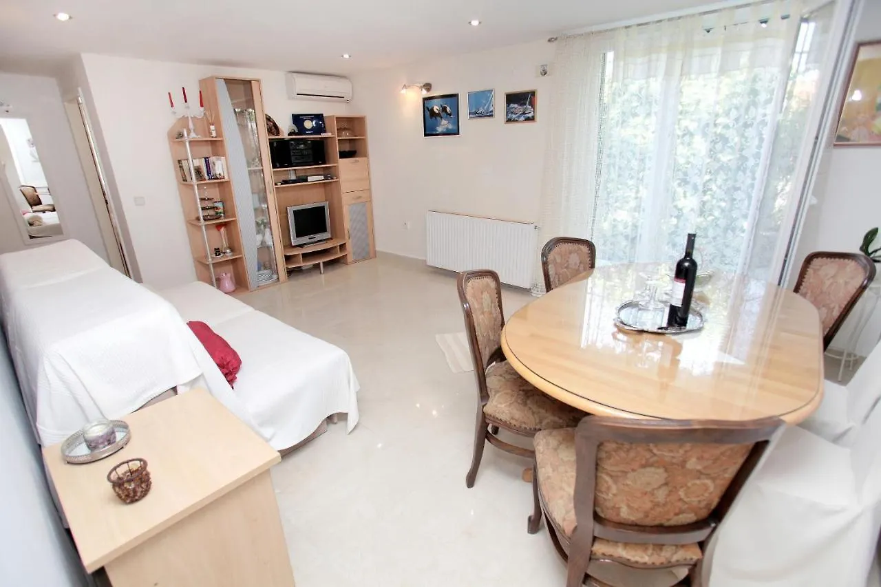 Apartment Eva Trogir